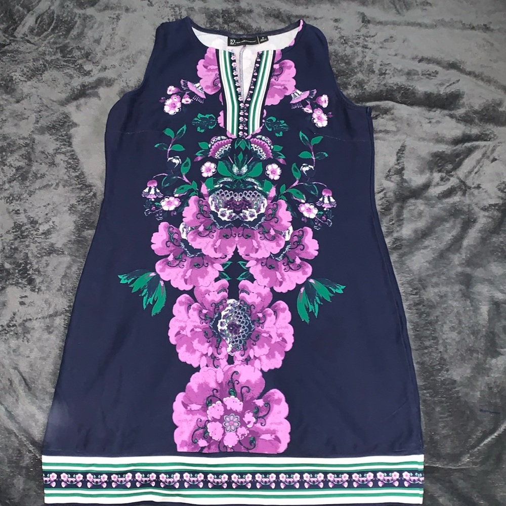 NY&C New York and Company size medium 100% cotton sleeveless V-Neck dress!!!